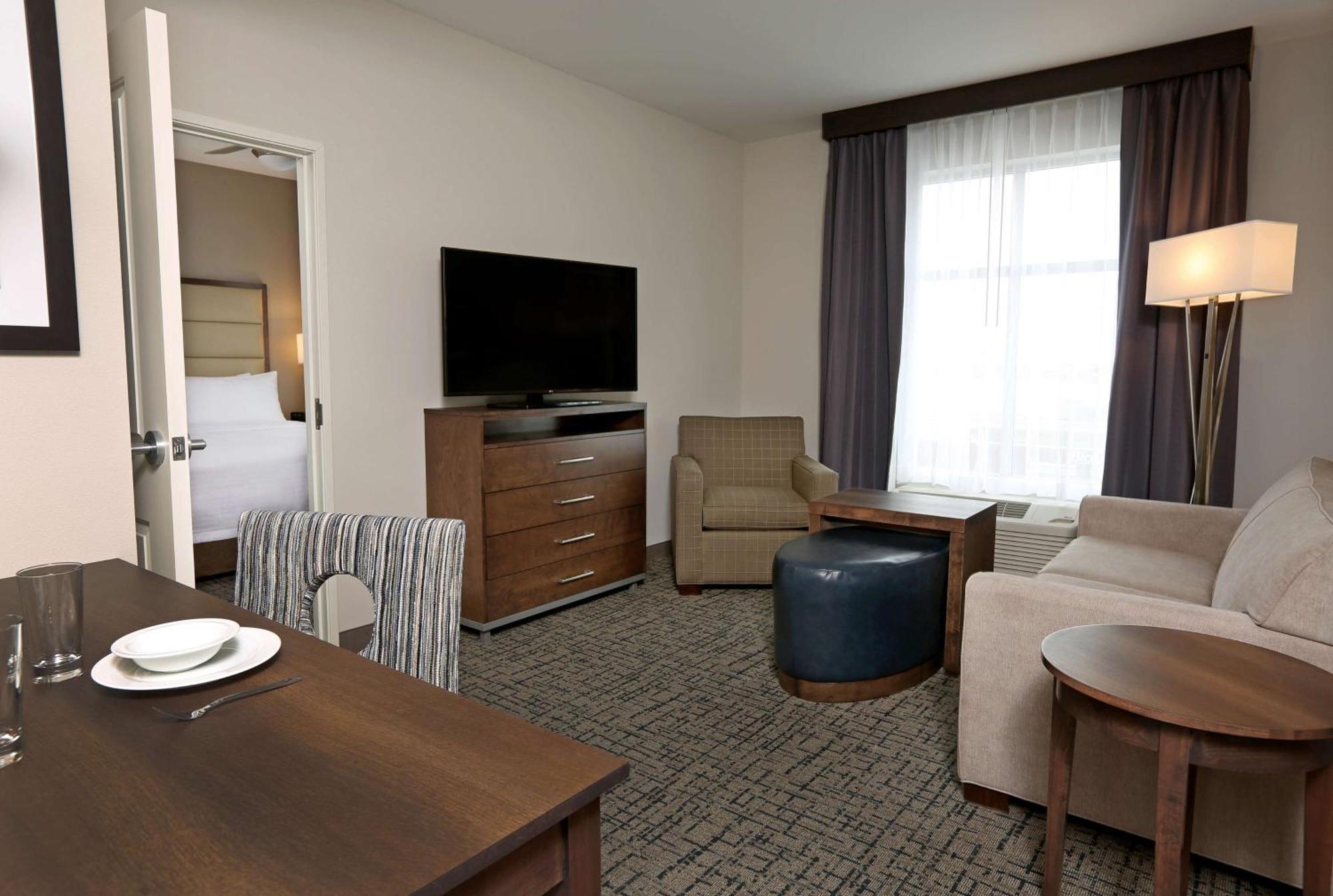 Homewood Suites By Hilton West Fargo/Sanford Medical Center Екстериор снимка