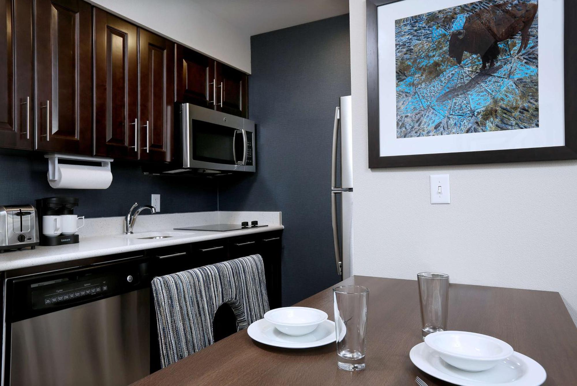 Homewood Suites By Hilton West Fargo/Sanford Medical Center Екстериор снимка