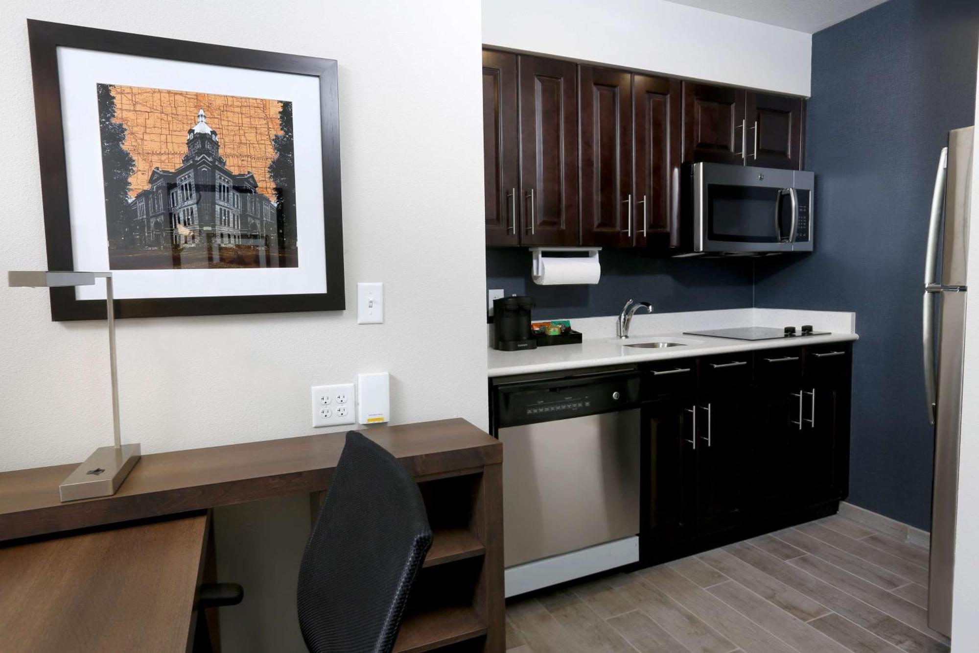 Homewood Suites By Hilton West Fargo/Sanford Medical Center Екстериор снимка