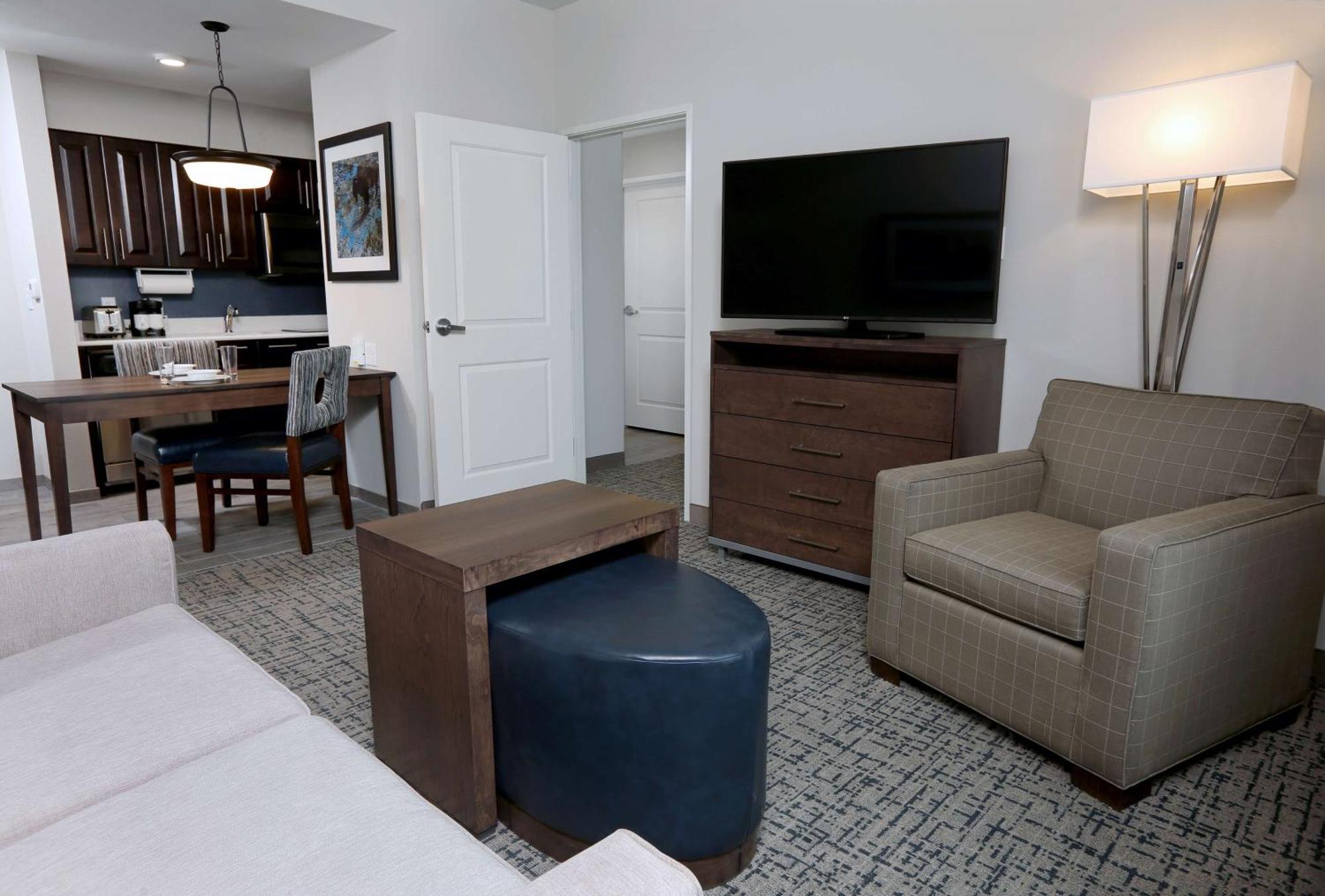Homewood Suites By Hilton West Fargo/Sanford Medical Center Екстериор снимка